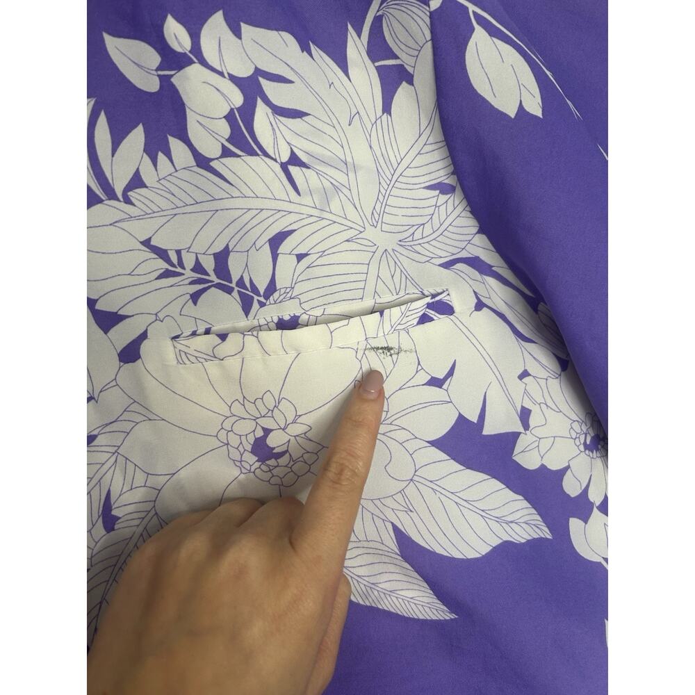 Hilo Hattie Men's Tropical Floral Purple Short-Sleeve Shirt - Picture 3 of 7